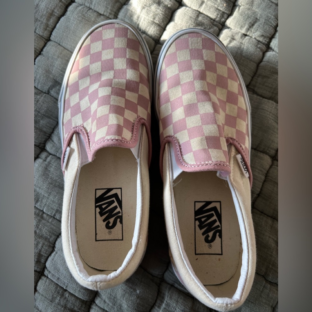 Like New!  Vans women’s pink/white checkerboard sneakers, size 6.5